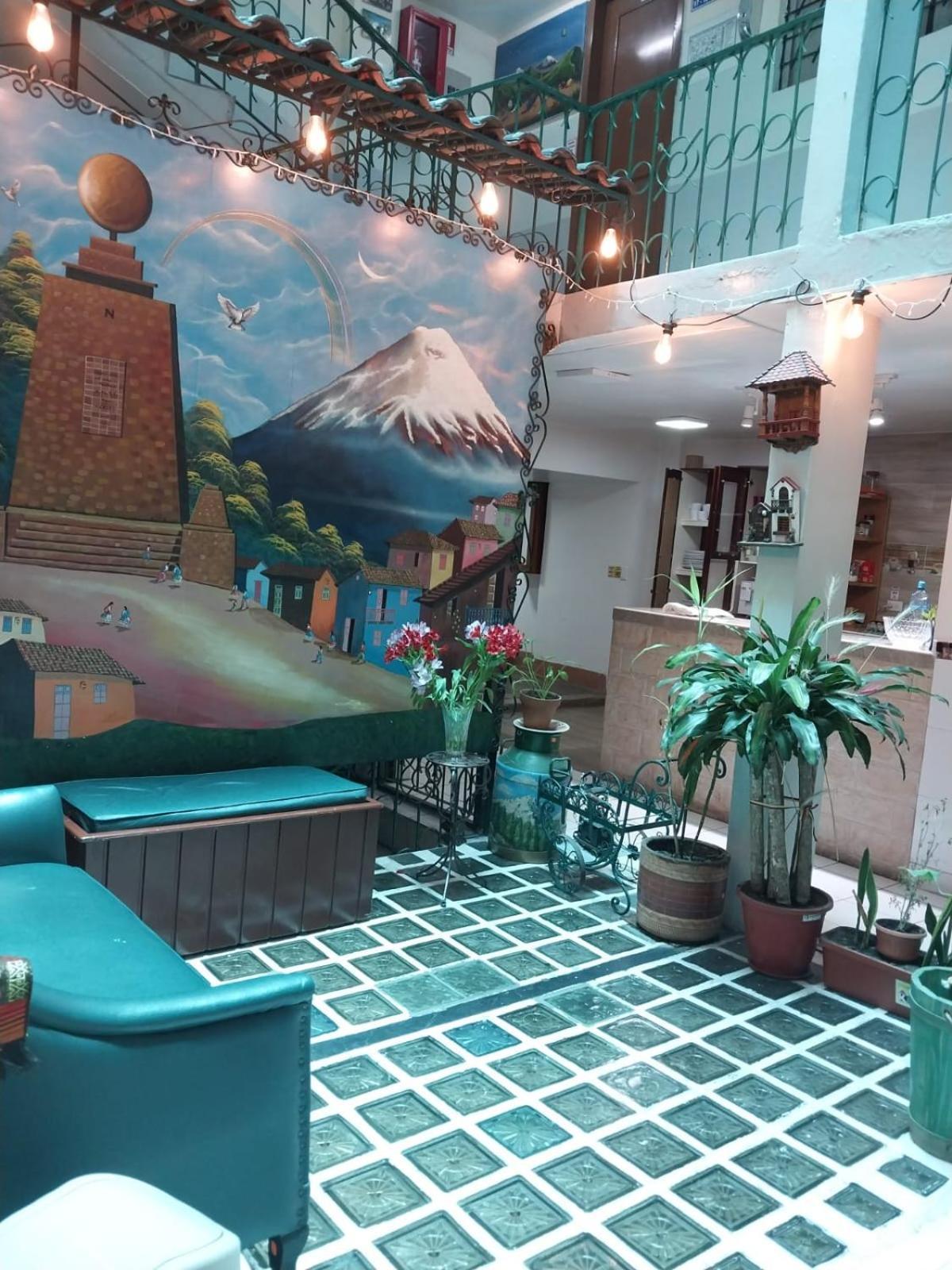 Hostal Benalcazar Quito Exterior foto